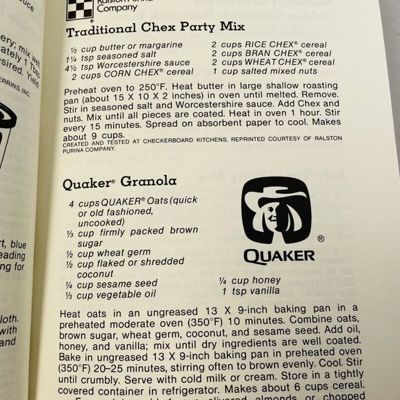 THE SIDE & BACK PANEL COOKBOOK-Recipes from Boxes, Can First Printing Vintage - Picture 12 of 12